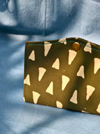 Green triangle battua