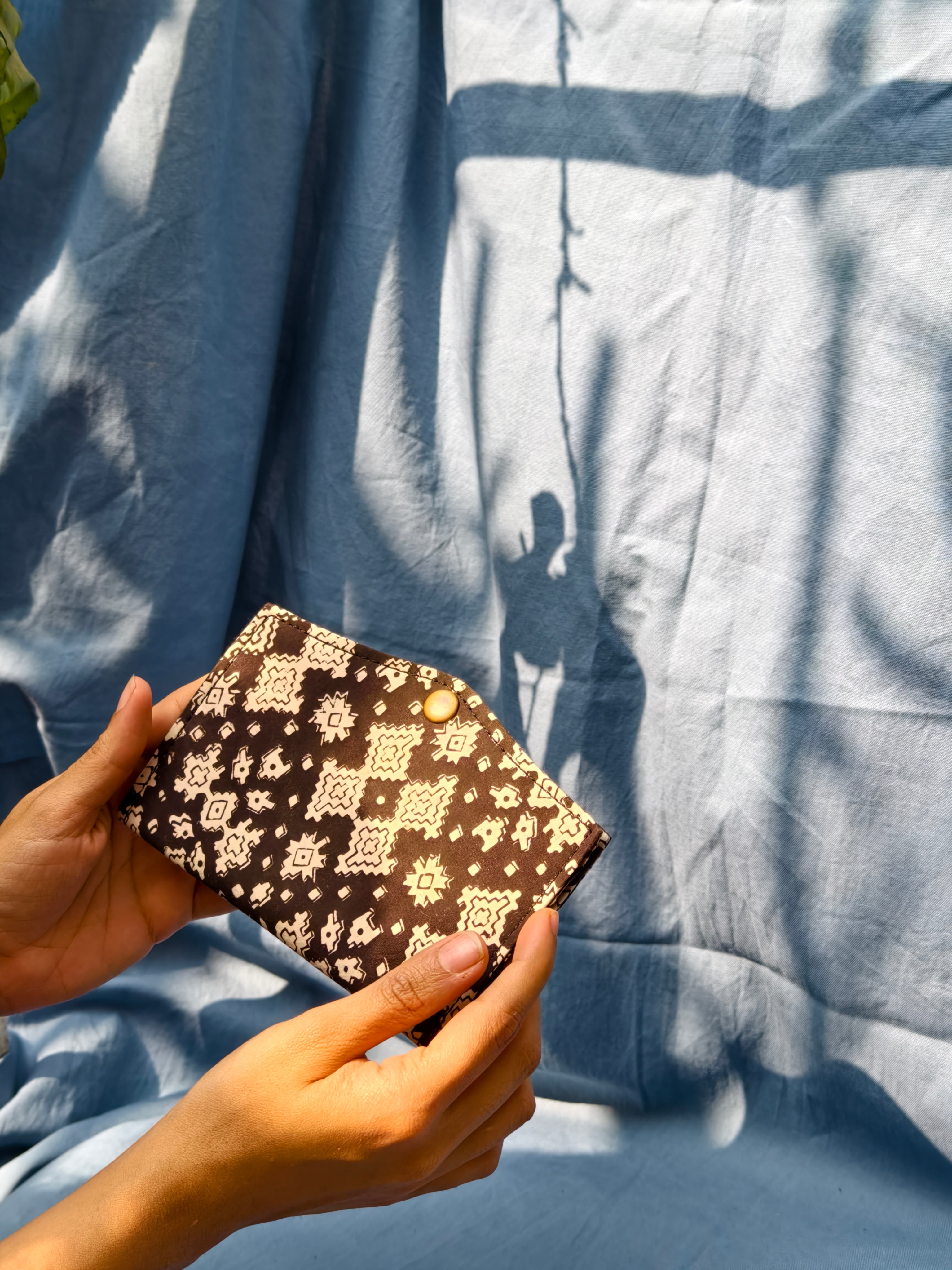 Black Geometry Battua Wallet