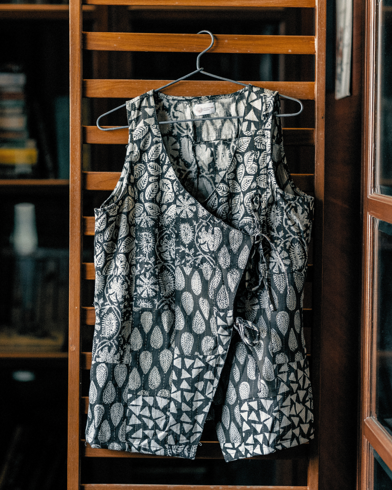 Black Tukro Crafty top
